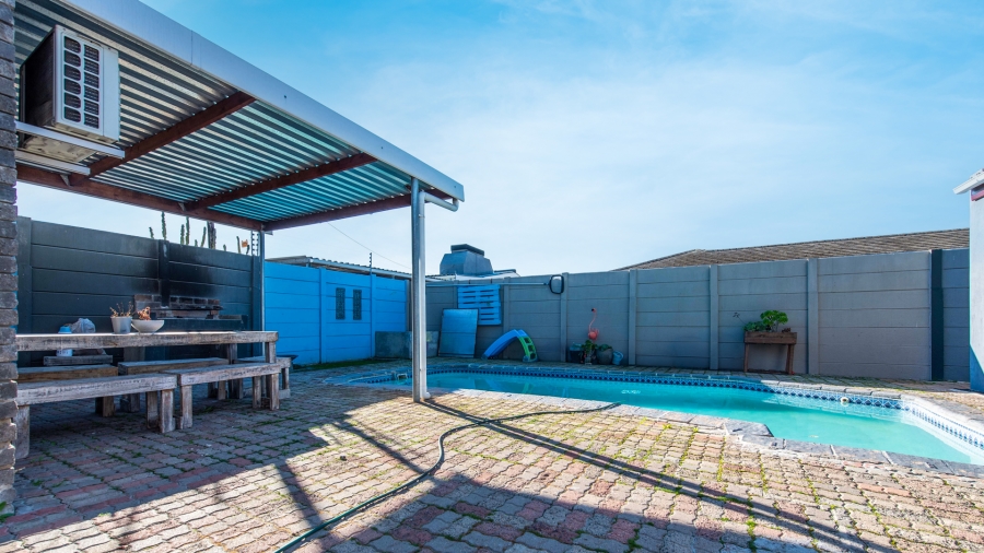 5 Bedroom Property for Sale in Bonny Brook Western Cape